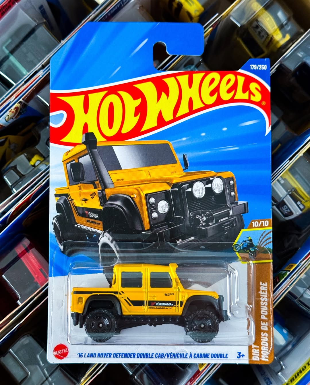 2015 Land Rover Defender Double Cab #179 Yellow – 2025 Hot Wheels HW Race Day Case Q | Collectible 1:64 Scale Car