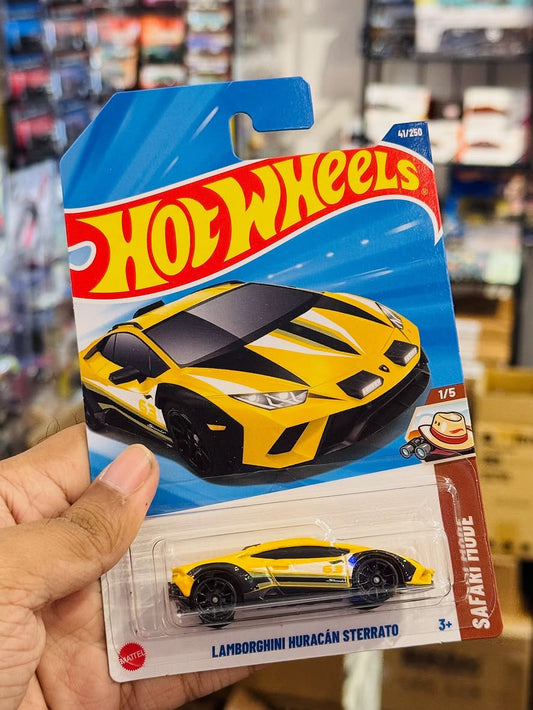 Hot Wheels Lamborghini Huracán Sterrato #41 – 1:64 Scale Die-Cast Car (2025 Case Q, Yellow)
