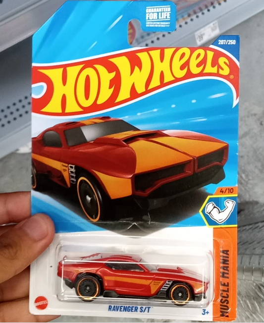 Hot Wheels 2024 Ravenger S/T HW Track Chapms Ages 3 and Up (Orange)