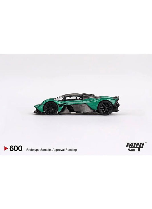 Mini GT Aston Martin Valkyrie Aston Martin Racing Green