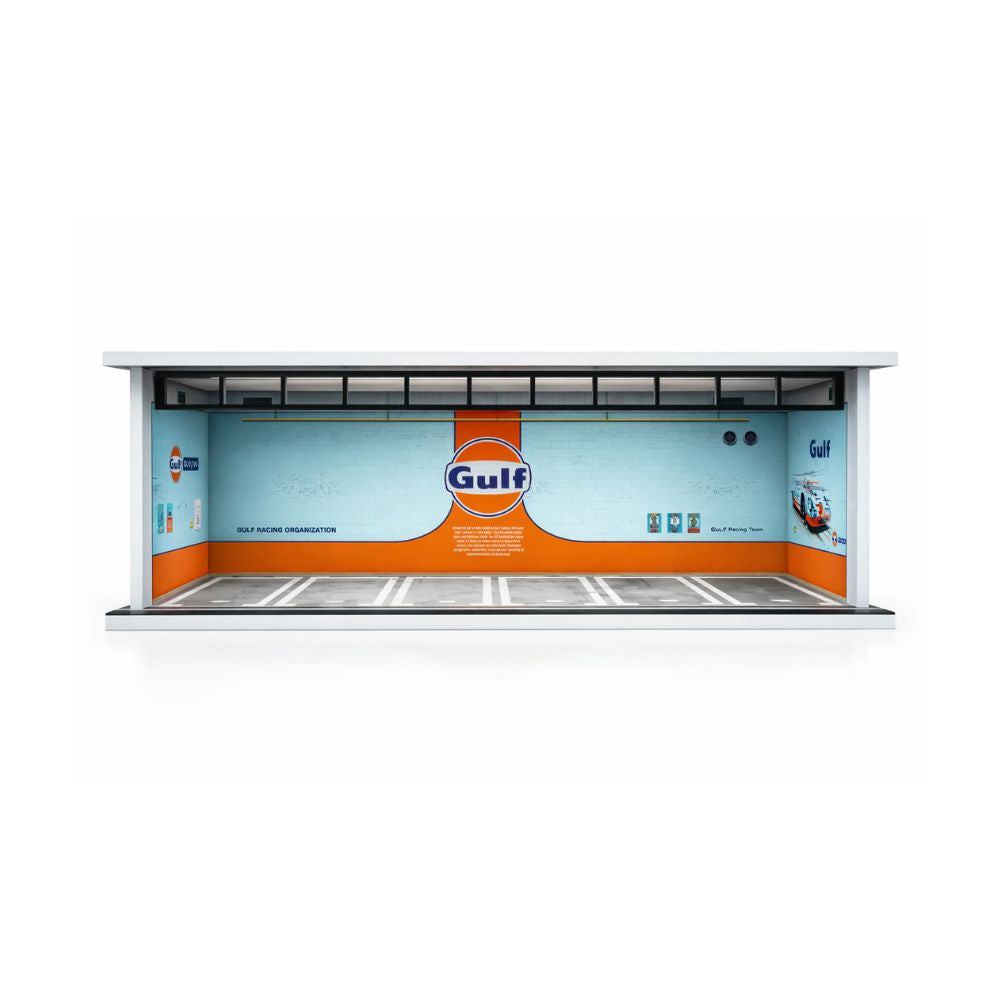 Gulf Racing Garage Diorama Display – Premium 1:64 Scale Diecast Car Showcase
