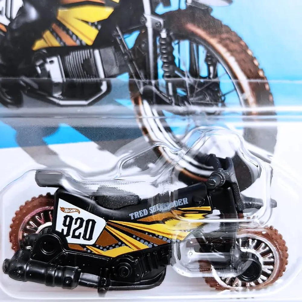 Hot Wheels Tred Shredder HW Drift Ages 3 and Up by Small Clamp (Black)